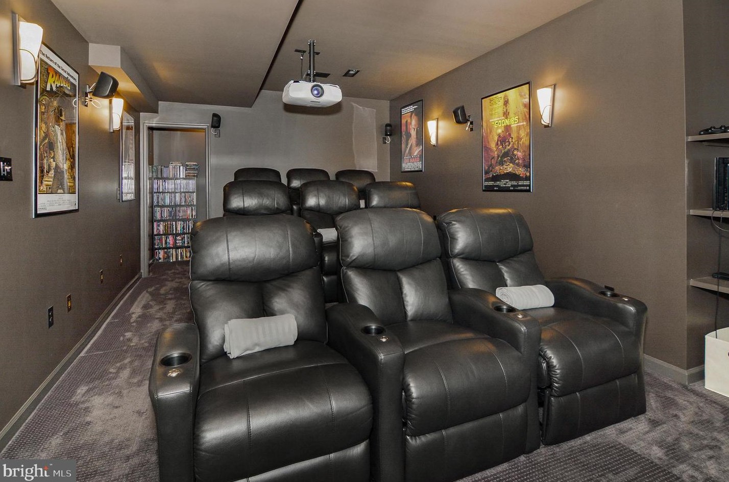 1534 Coldwater Reserve Xing, Severn MD 21144-3261 exterior