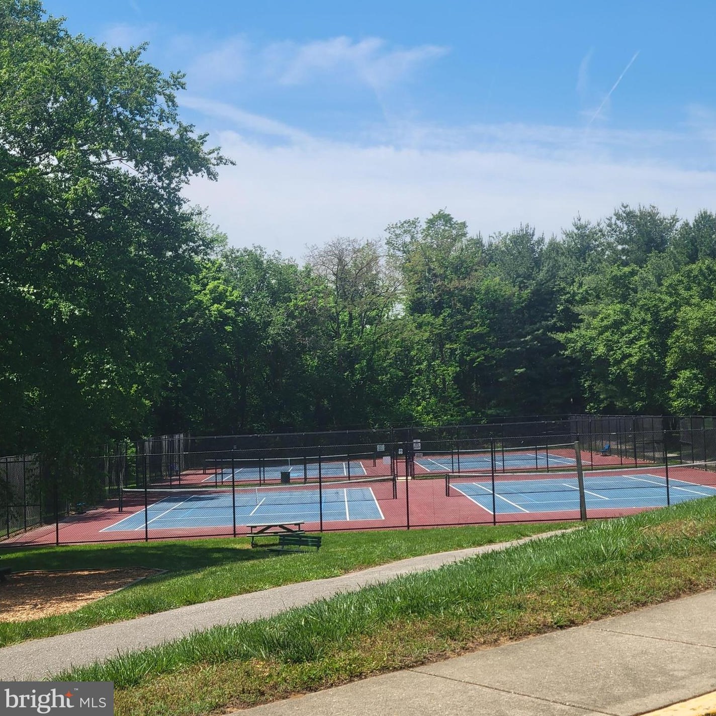 1142 Cranston Ct, Crofton MD 21114-3210 exterior