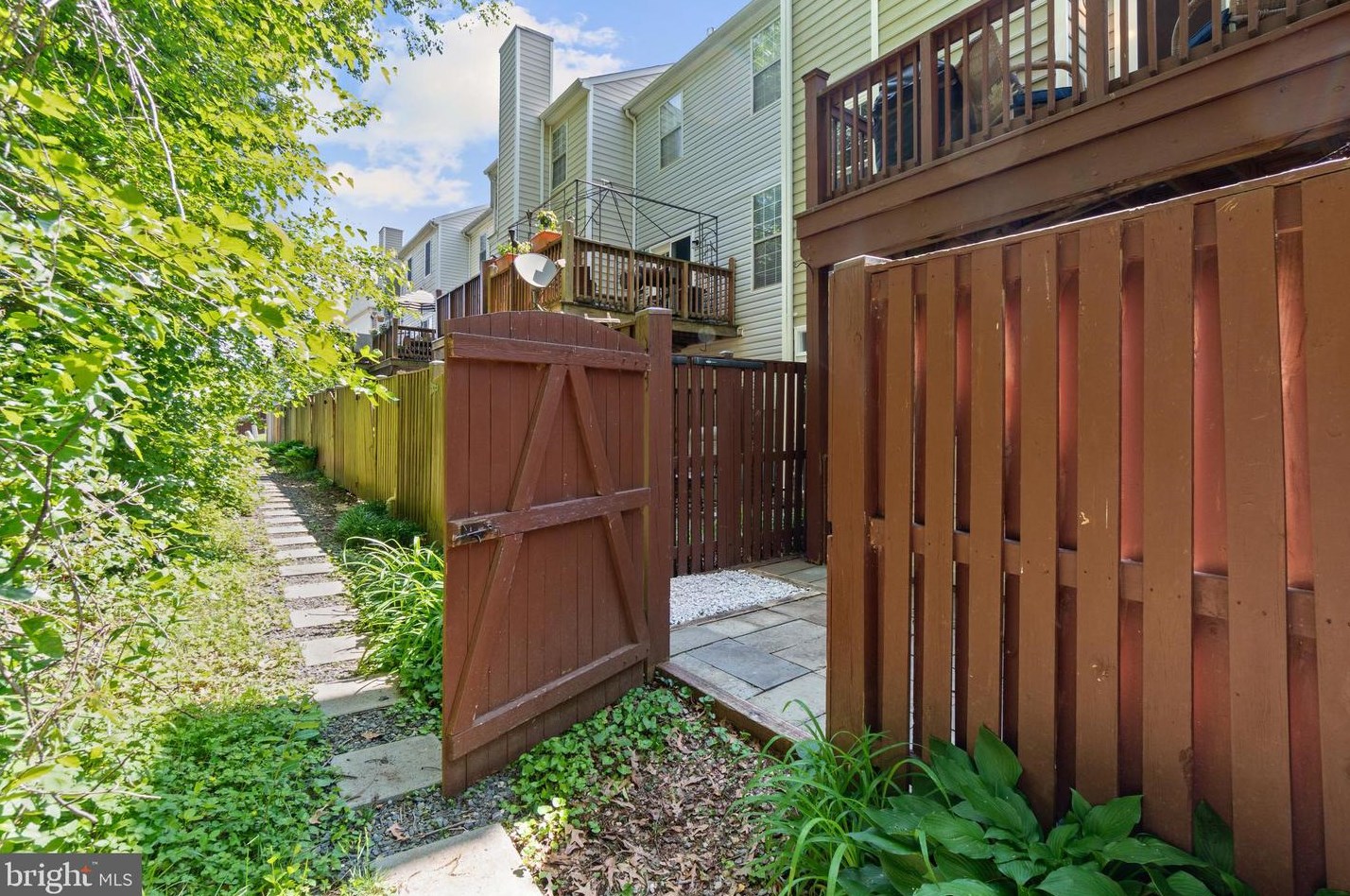 1142 Cranston Ct, Crofton MD 21114-3210 exterior