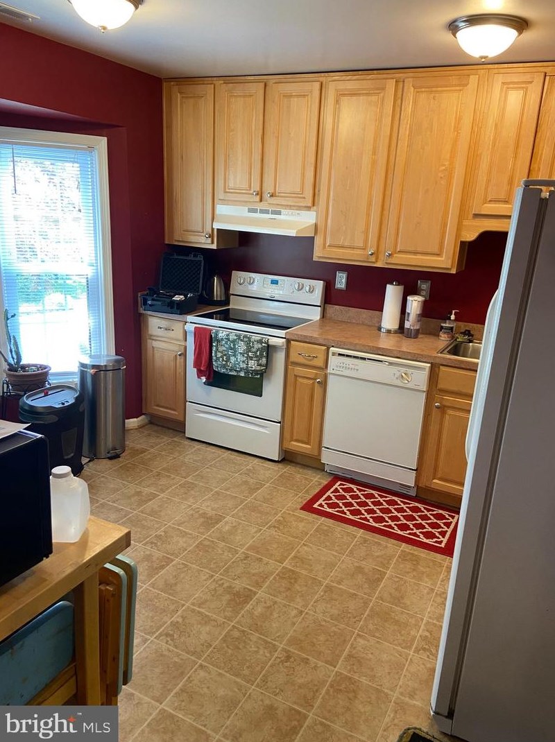 1430 Blockton Ct, Crofton, MD 21114-1102