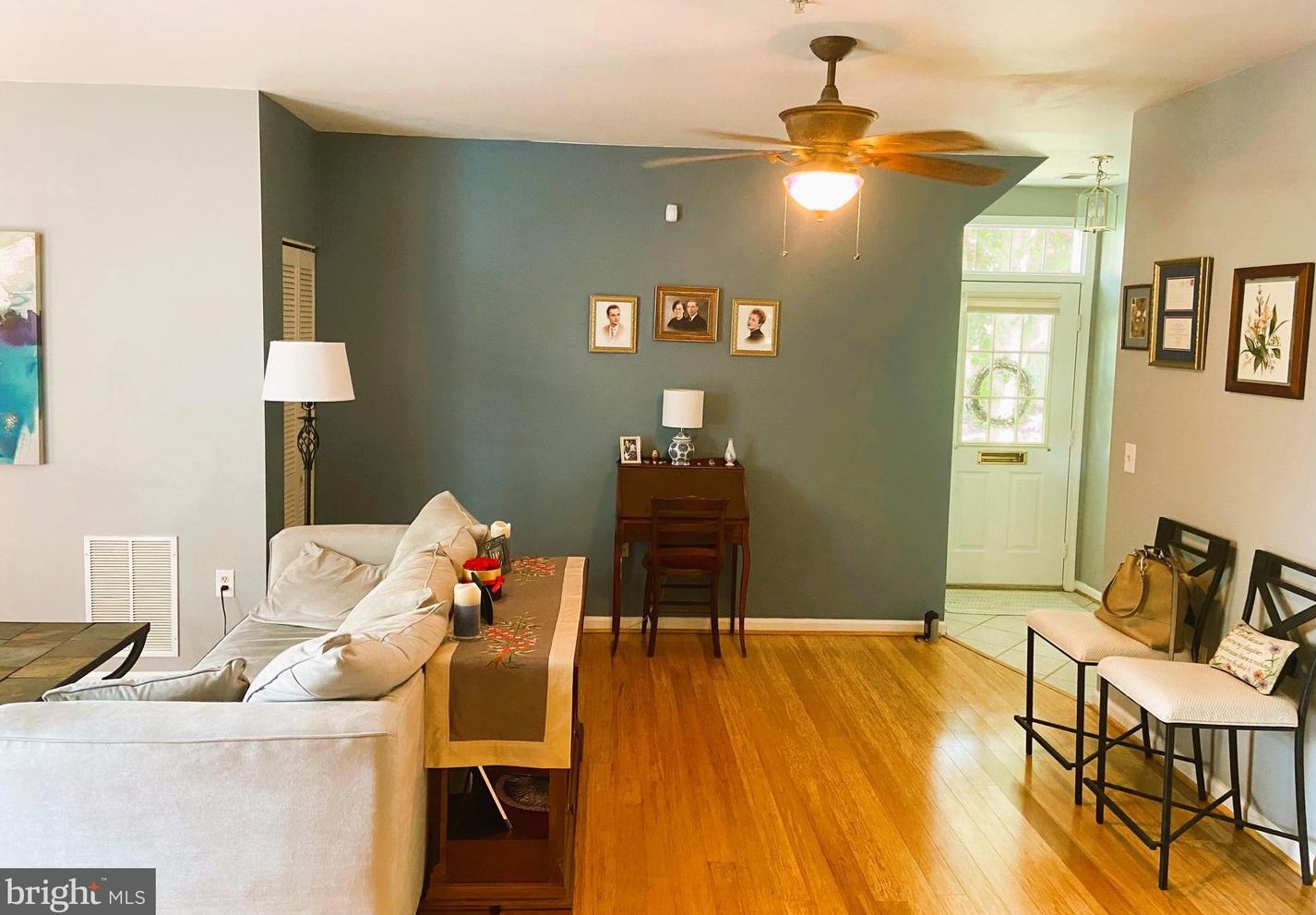 1990 Pawlet Dr, Crofton MD 21114-1687 exterior