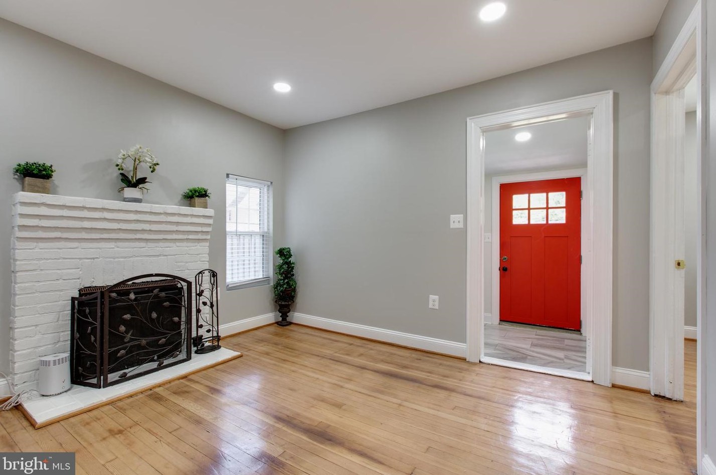 1062 Minnetonka Rd, Severn MD 21144-1139 exterior