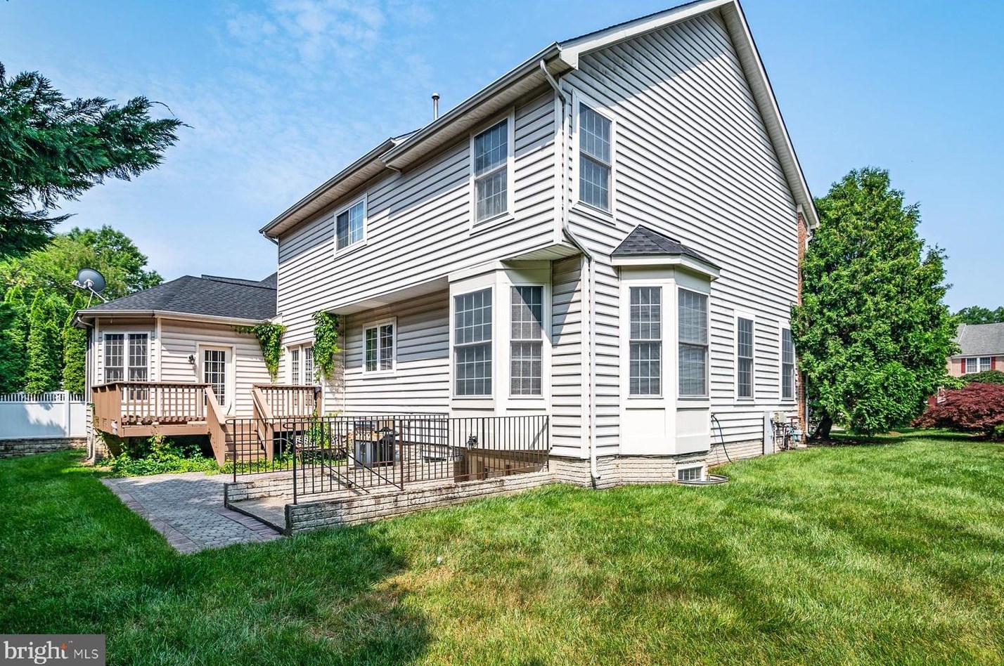 1705 Braddock Dr, Crofton MD  21114-3259 exterior