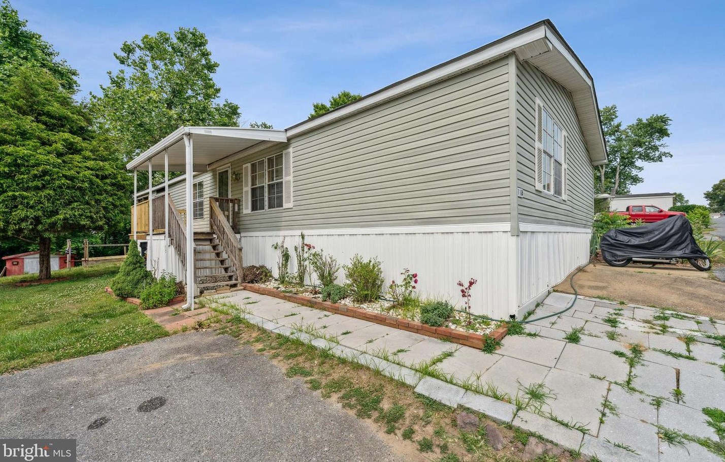 118 5th St, Lothian, MD 20711-3010