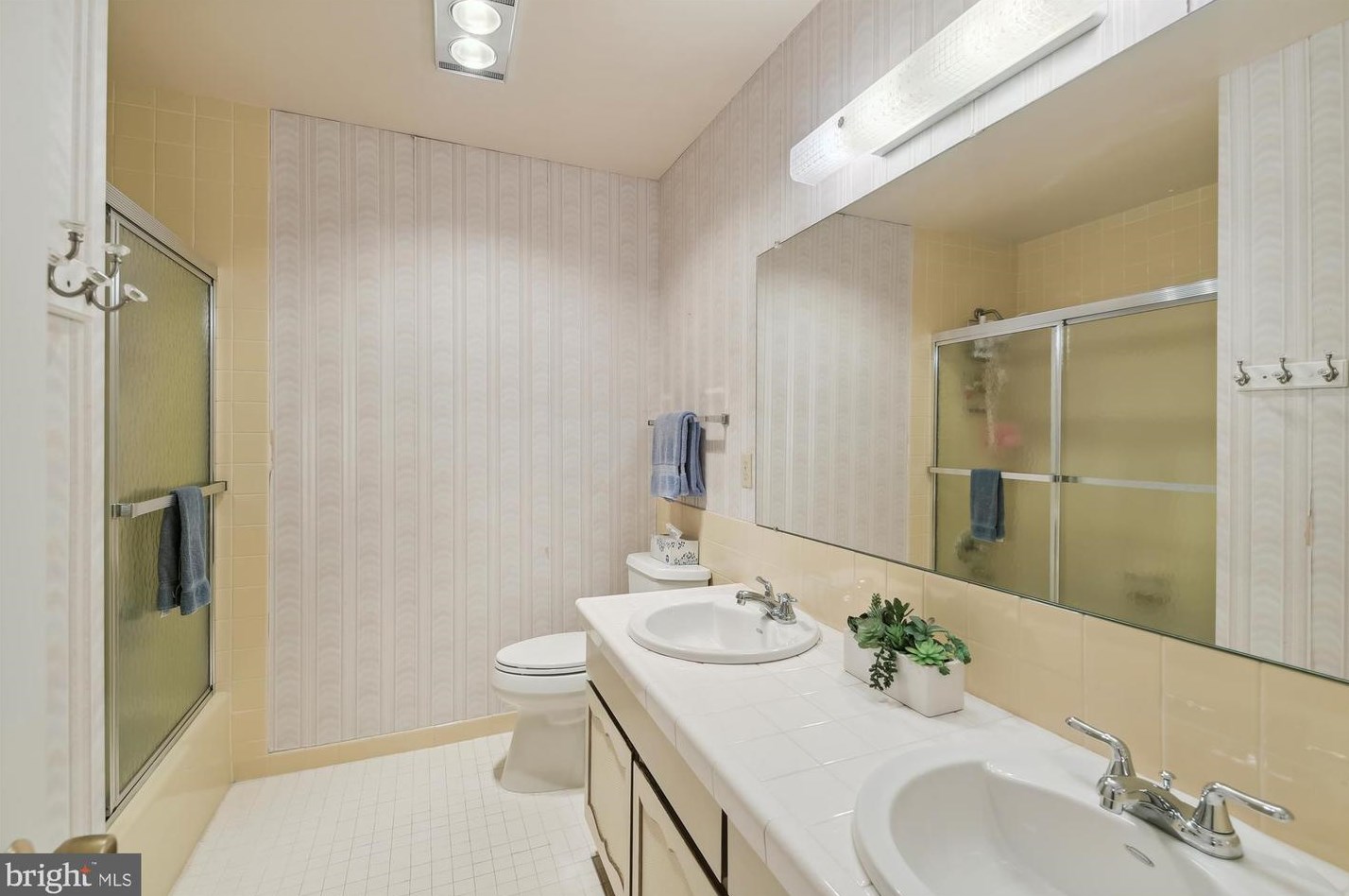 1528 Endsley Pl, Crofton MD 21114-1509 exterior