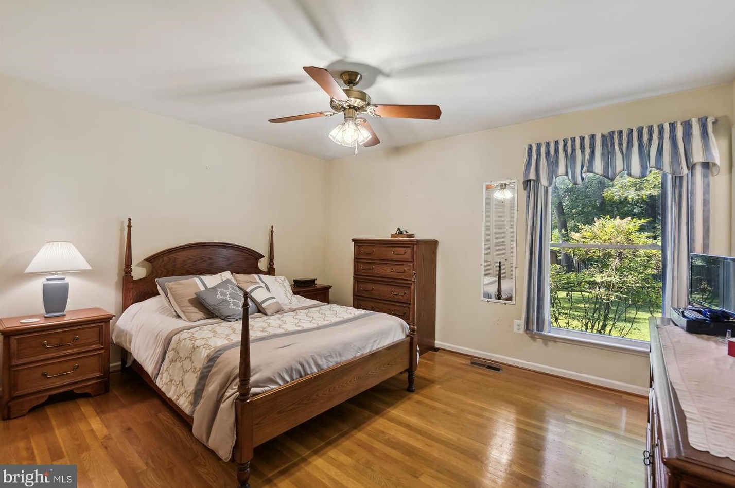 1528 Endsley Pl, Crofton MD 21114-1509 exterior