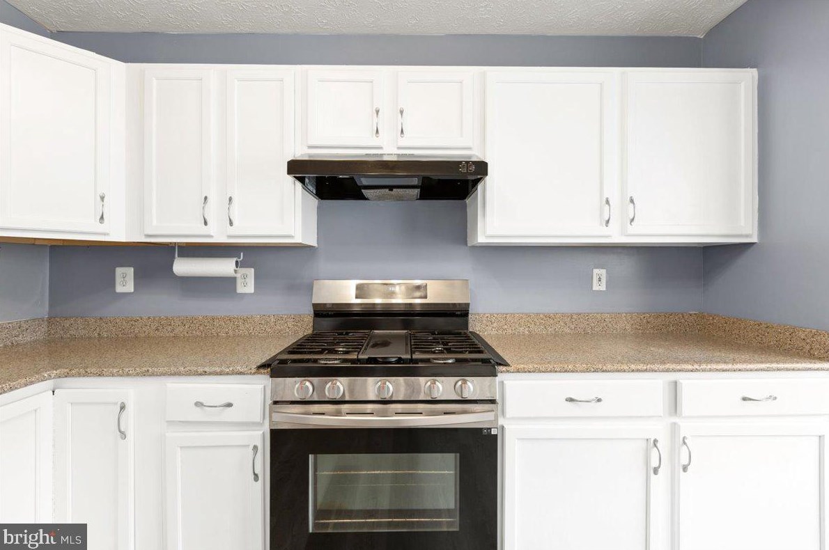 1720 Carriage Lamp Ct, Severn MD  21144-6802 exterior