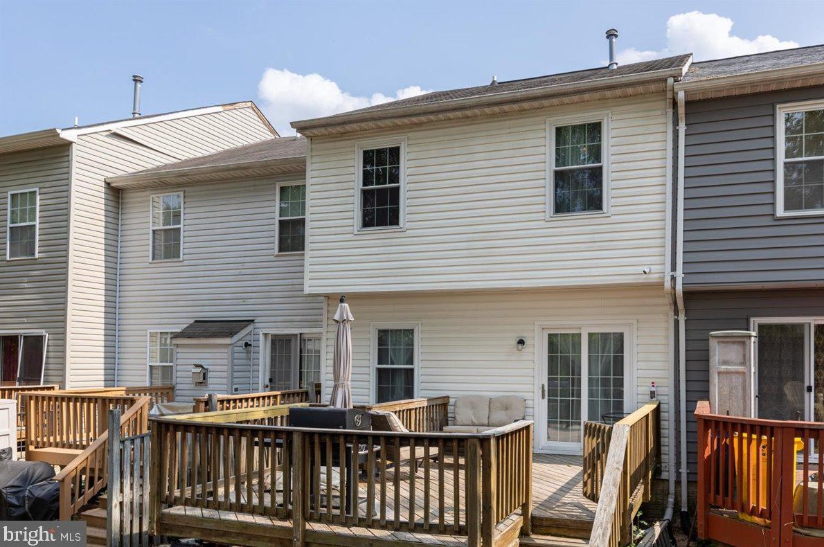 1720 Carriage Lamp Ct, Severn MD 21144-6802 exterior