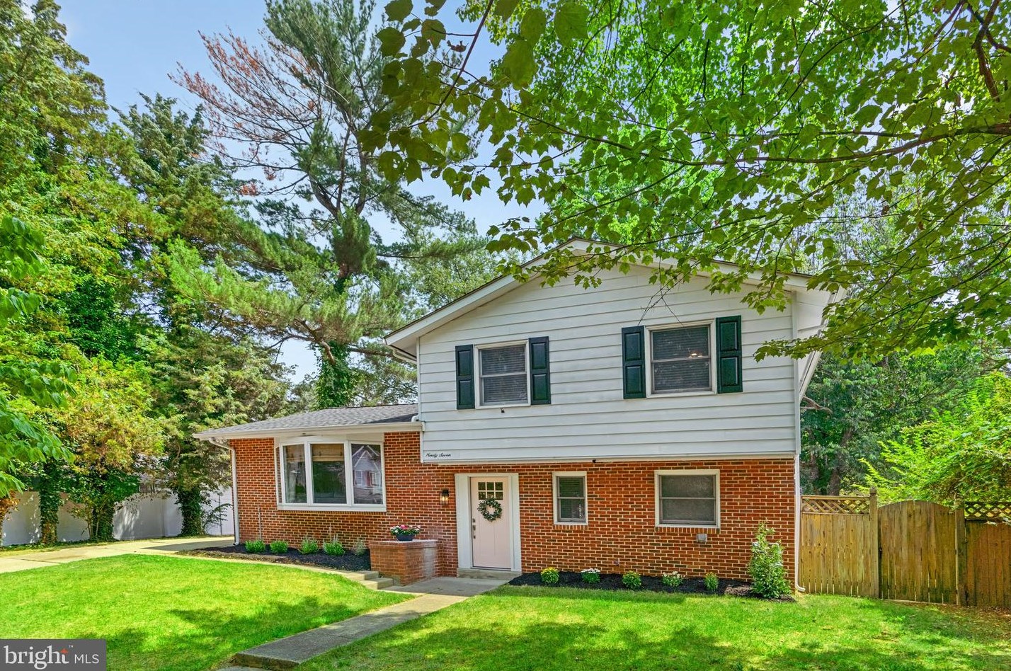 97 Kennedy Dr, Severna Park, MD 21146