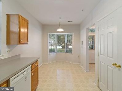 1900 Pawlet Dr, Crofton MD  21114-1687 exterior