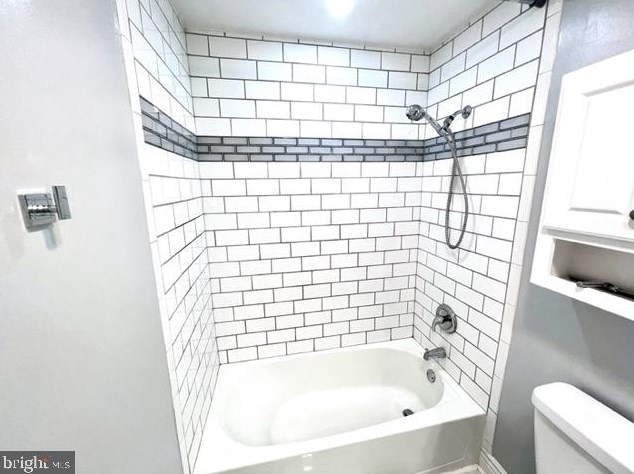 7832 Citadel Dr, Severn MD 21144-1513 exterior