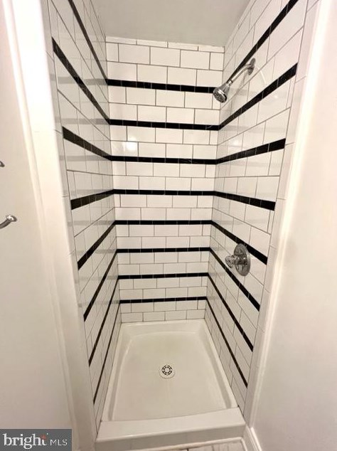 7832 Citadel Dr, Severn MD 21144-1513 exterior