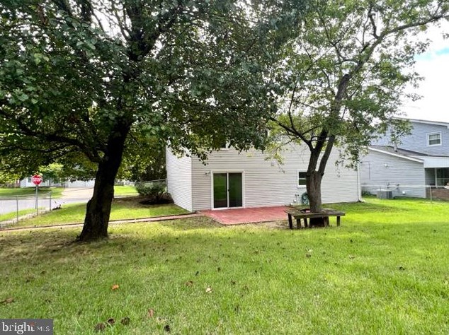 7832 Citadel Dr, Severn MD 21144-1513 exterior