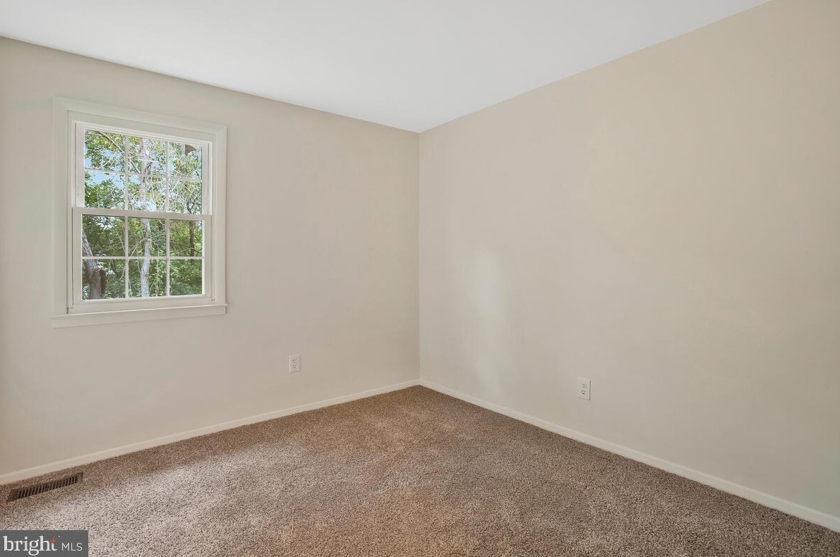 1776 Sharwood Pl, Crofton MD 21114-1925 exterior