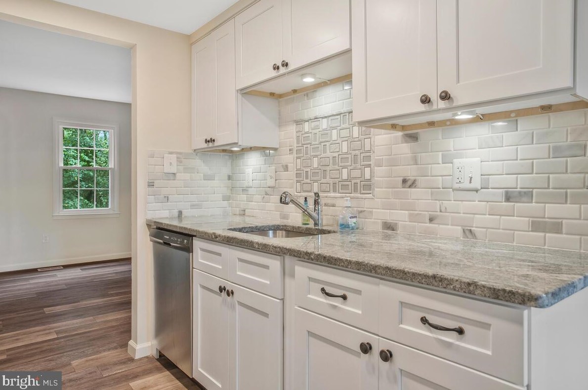 1776 Sharwood Pl, Crofton MD 21114-1925 exterior