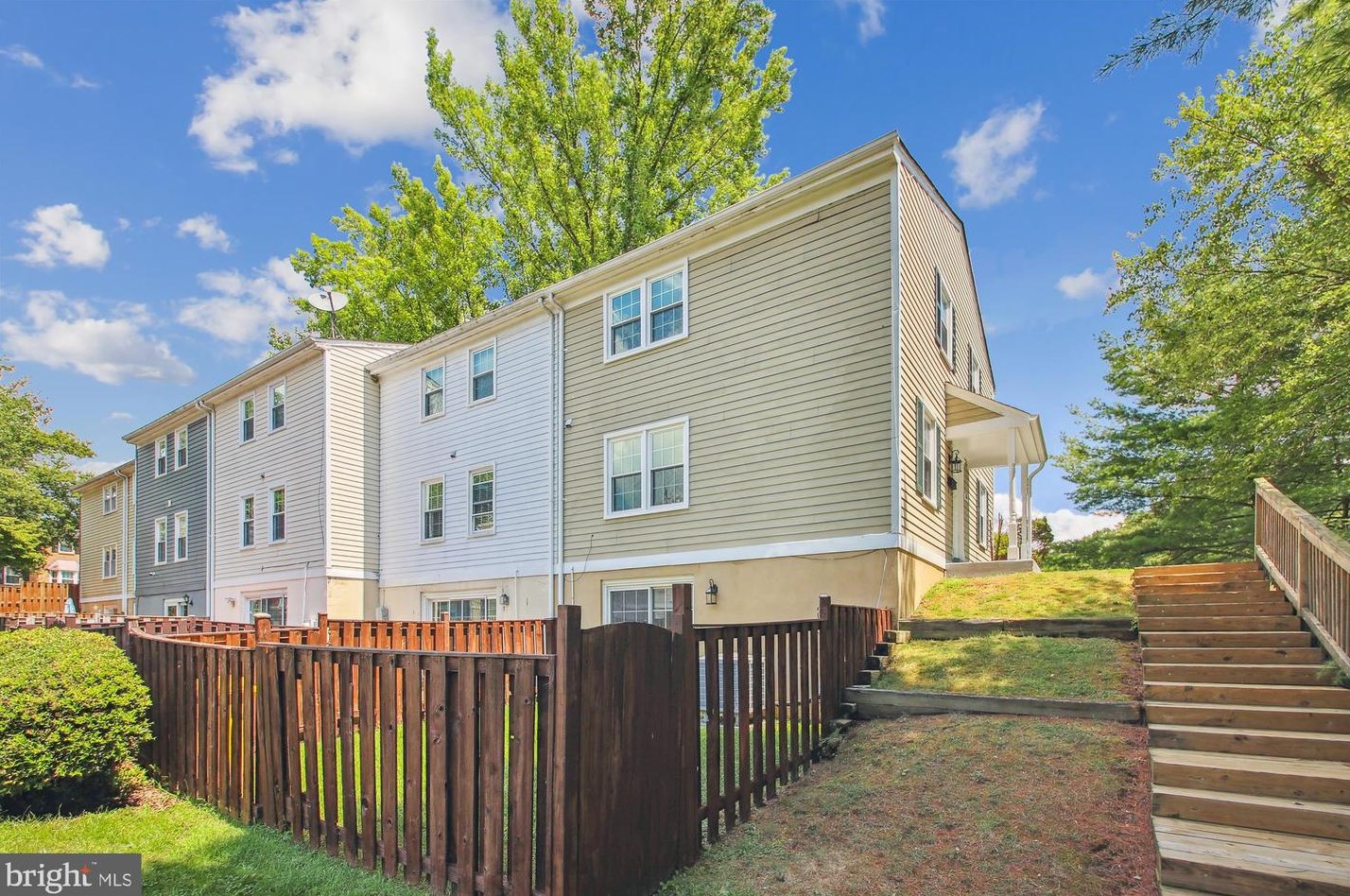 1842 Sharwood Pl, Crofton MD 21114-1949 exterior