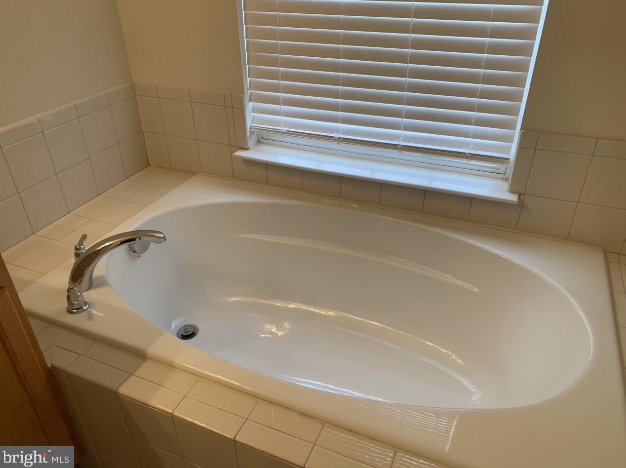 8304 Jennel Ct, Severn MD  21144-2940 exterior