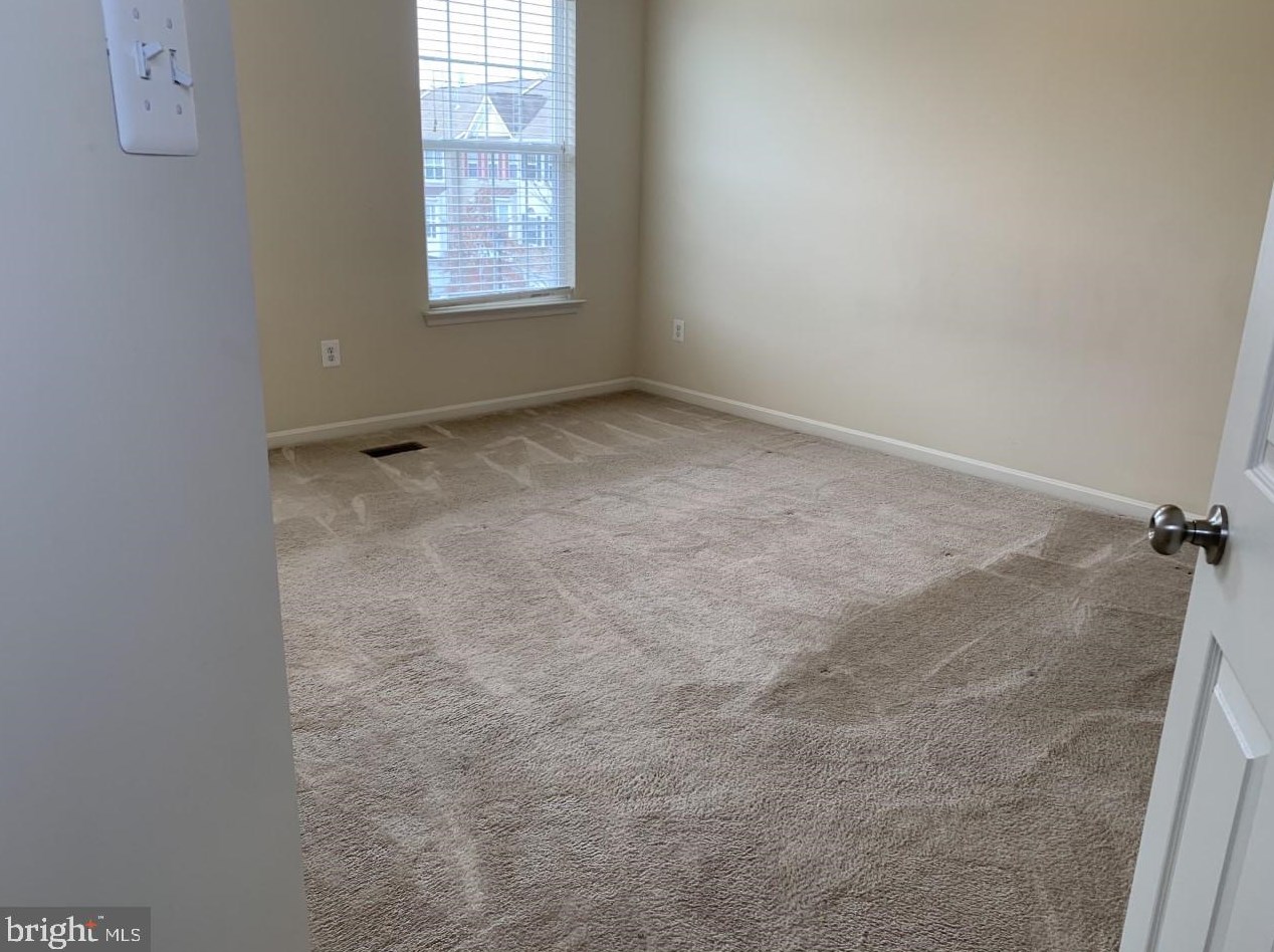 8304 Jennel Ct, Severn MD  21144-2940 exterior