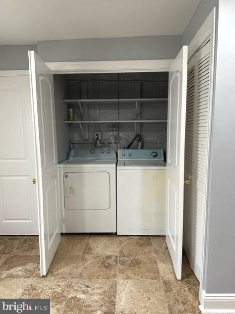 1816 Arwell Ct, Severn MD 21144-3024 exterior