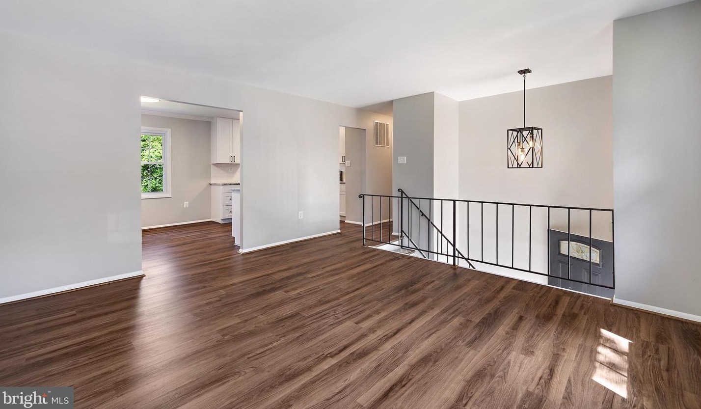 1936 Foxhound Ct, Severn MD 21144-1422 exterior