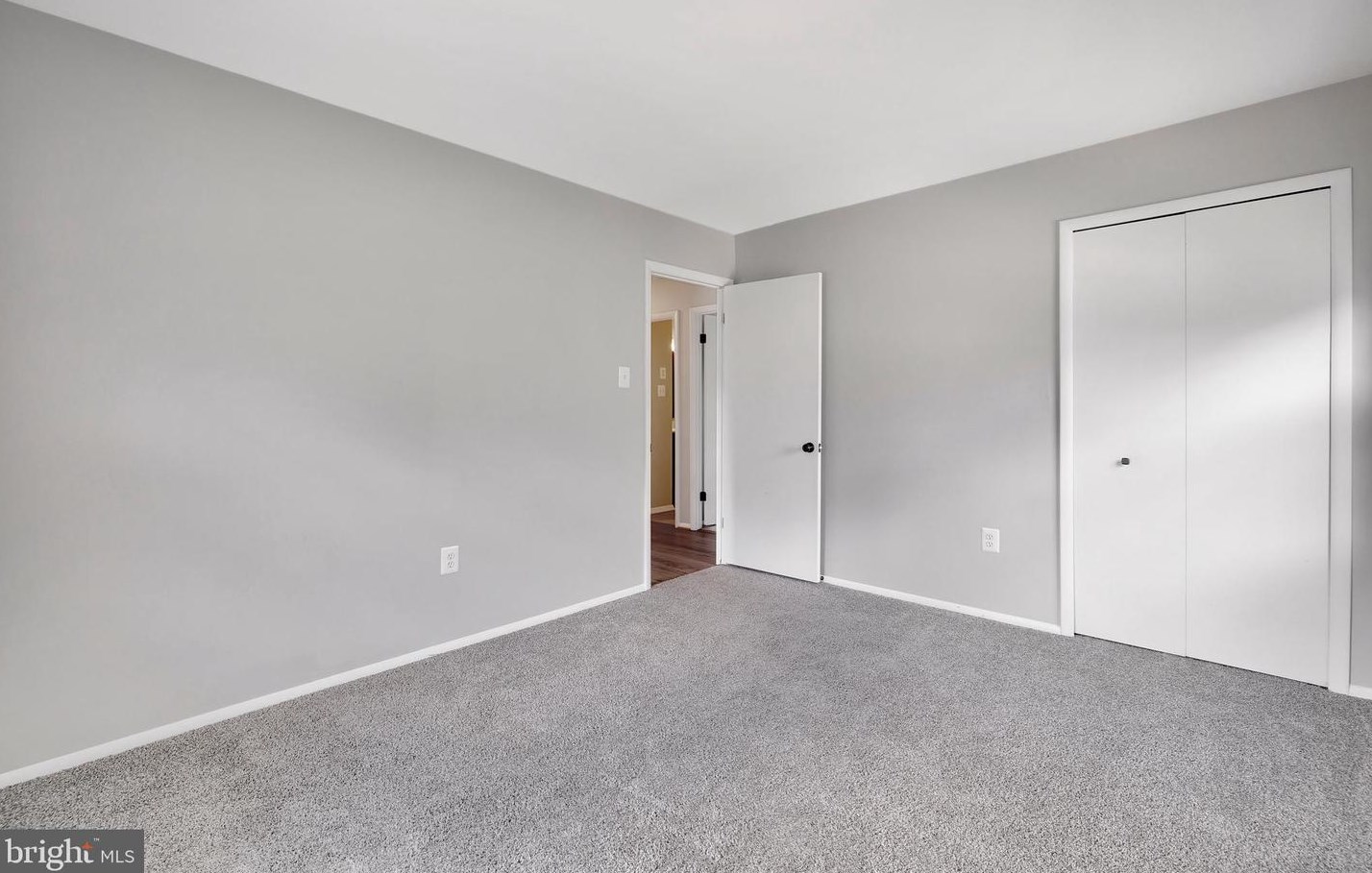 1936 Foxhound Ct, Severn MD 21144-1422 exterior