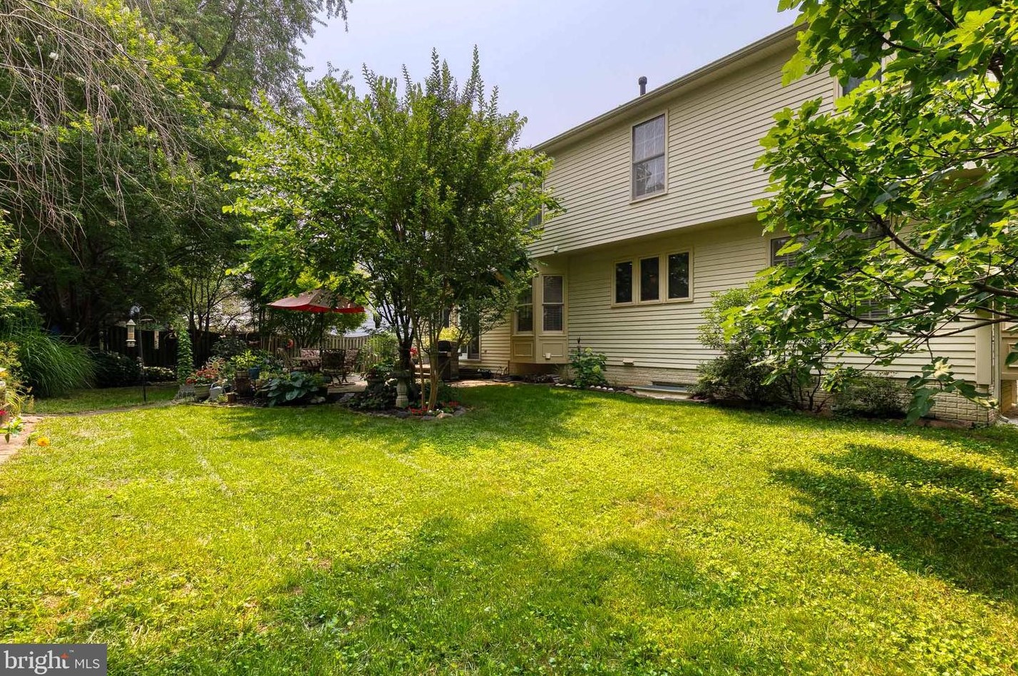 1141 Charing Cross Dr, Crofton MD 21114-1358 exterior