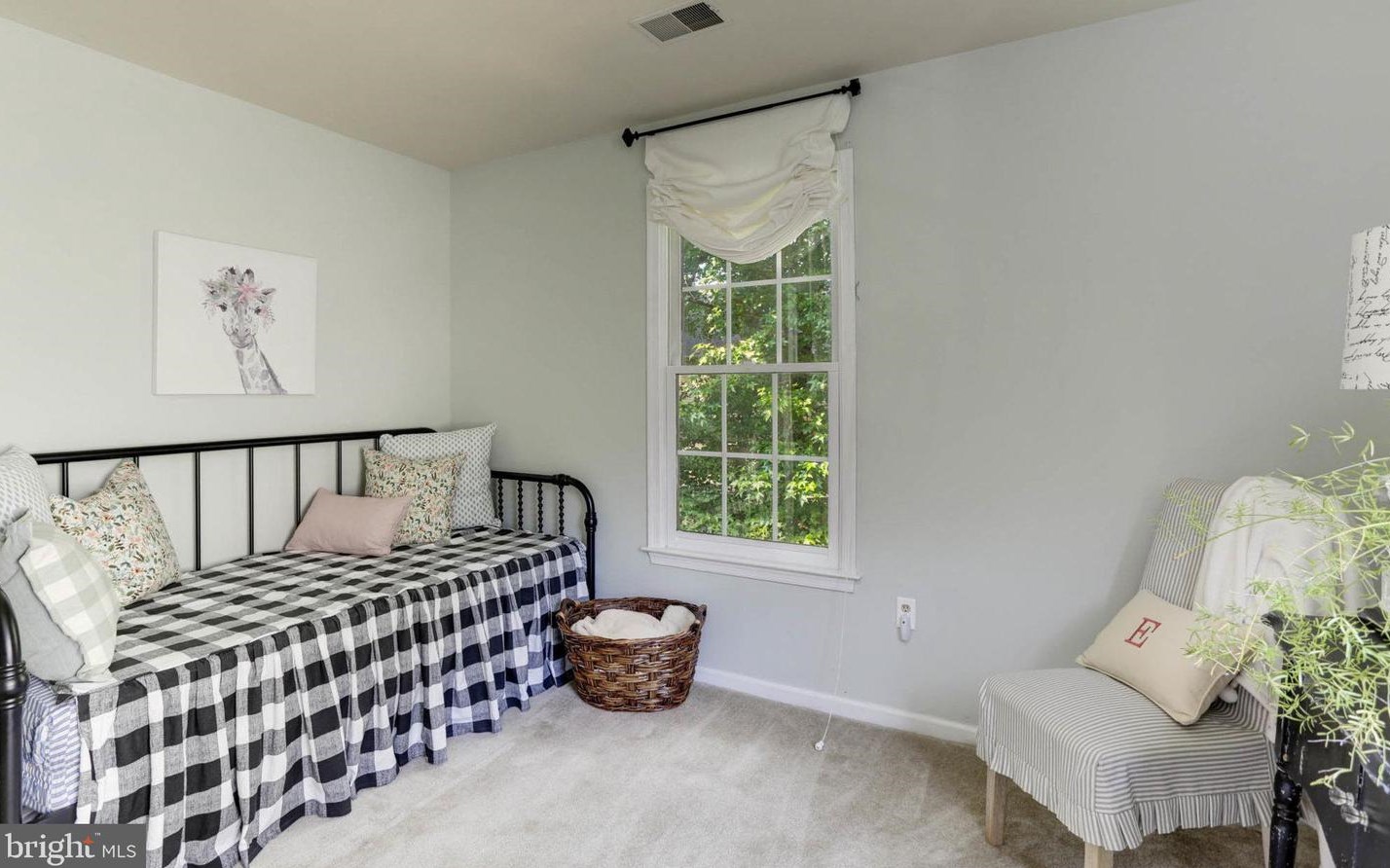 1765 Rochester St, Crofton MD 21114-2611 exterior