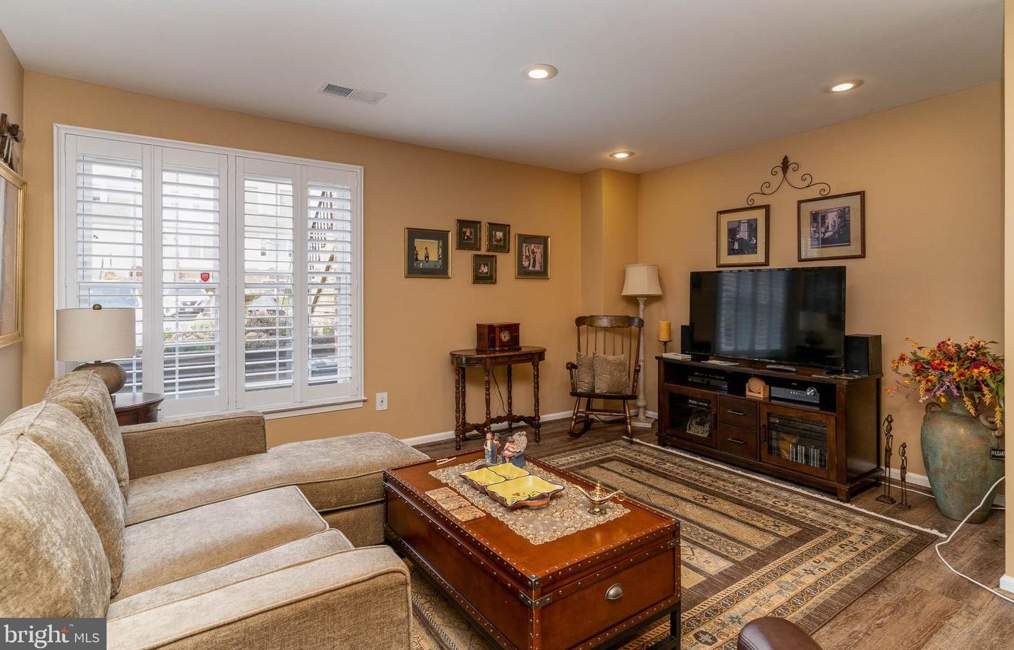 1719 Bancroft Ln, Crofton MD 21114-1609 exterior