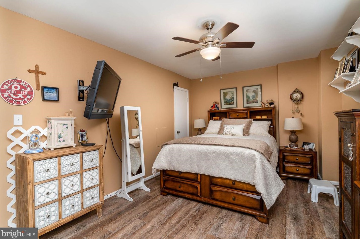 1719 Bancroft Ln, Crofton MD 21114-1609 exterior