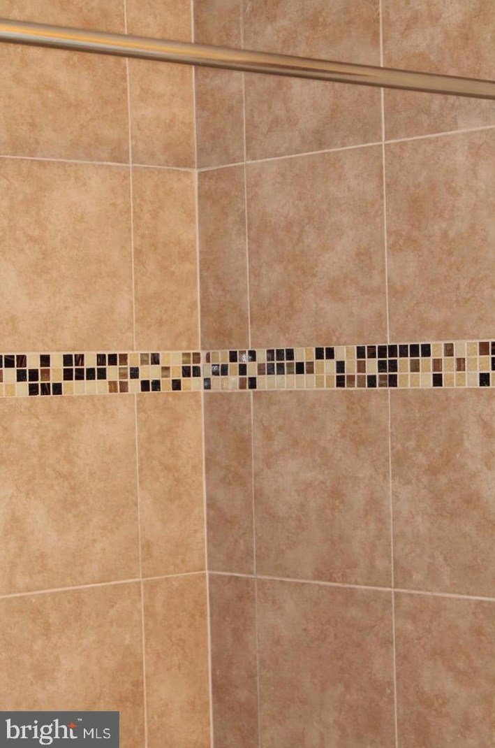 7909 End Dr, Baltimore MD 21226-2044 exterior