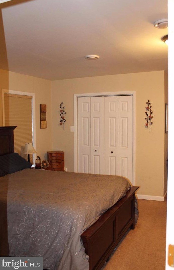 7909 End Dr, Baltimore MD 21226-2044 exterior