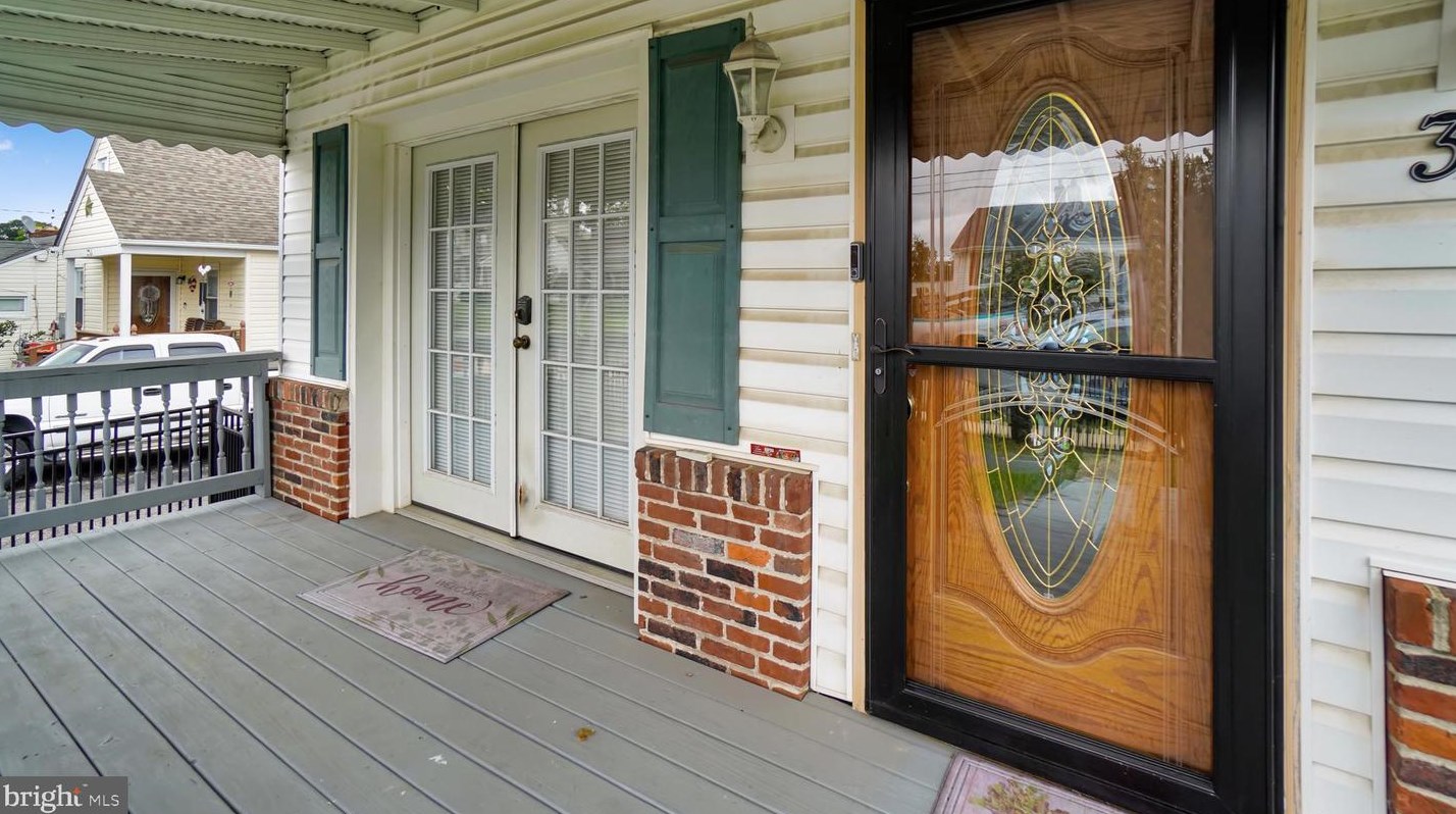 307 Seward Ave, Baltimore, MD 21225-3534
