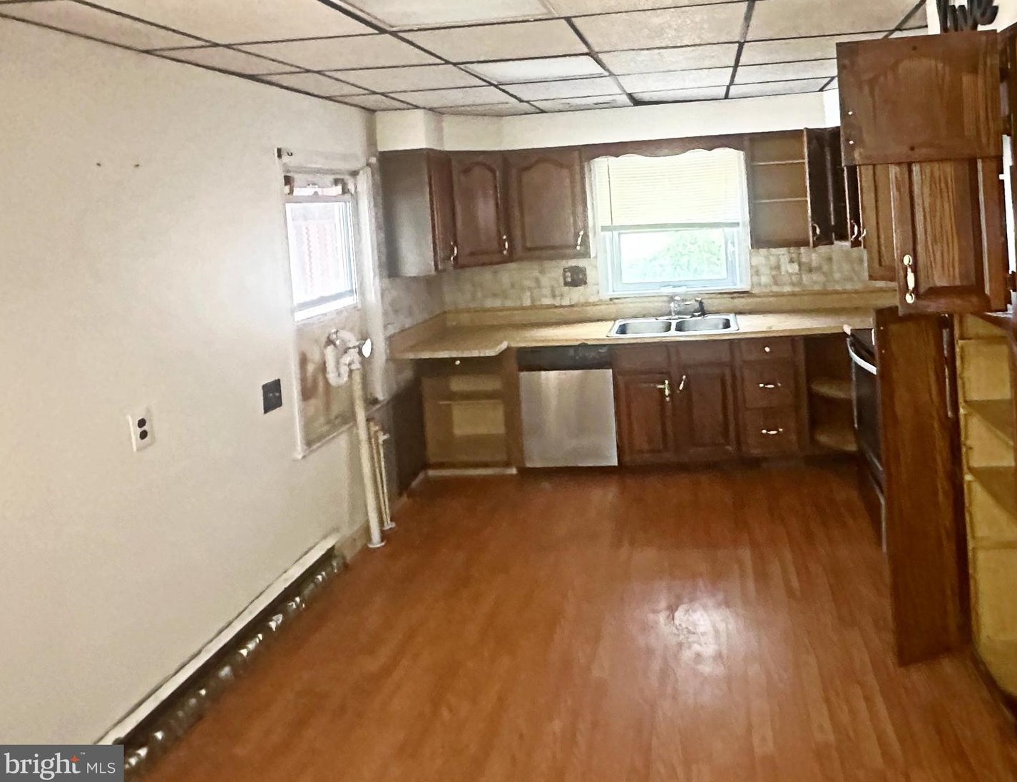 8231 Fort Smallwood Rd, Baltimore MD  21226-1921 exterior