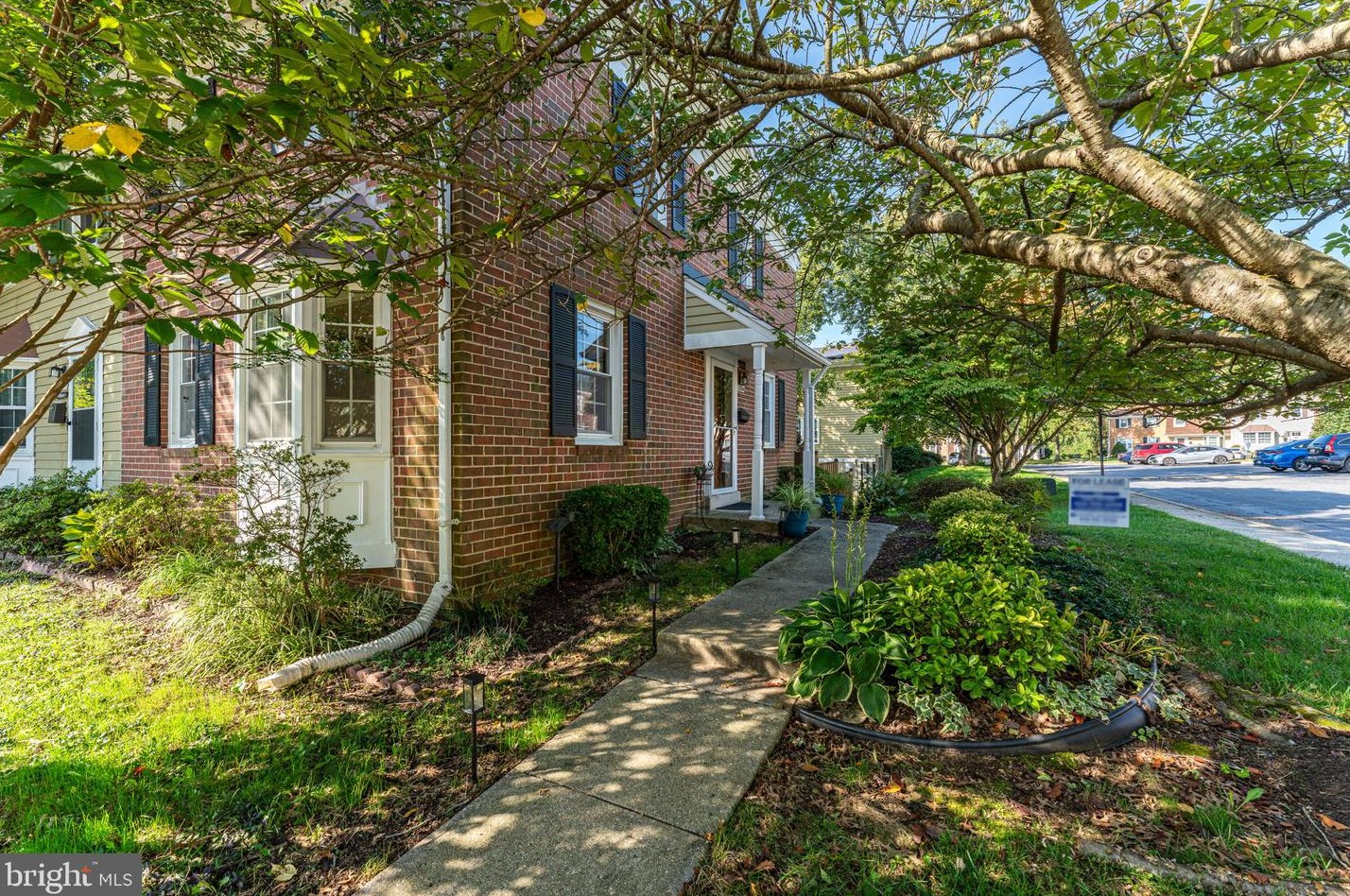 1854 Sharwood Pl, Crofton, MD 21114-1950