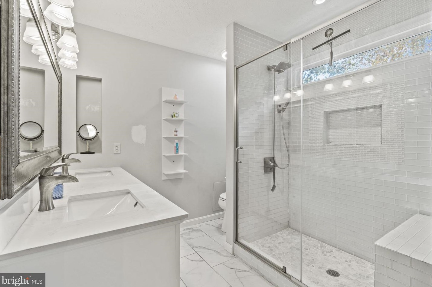 2083 Ingleside Ct, Crofton MD  21114-1849 exterior