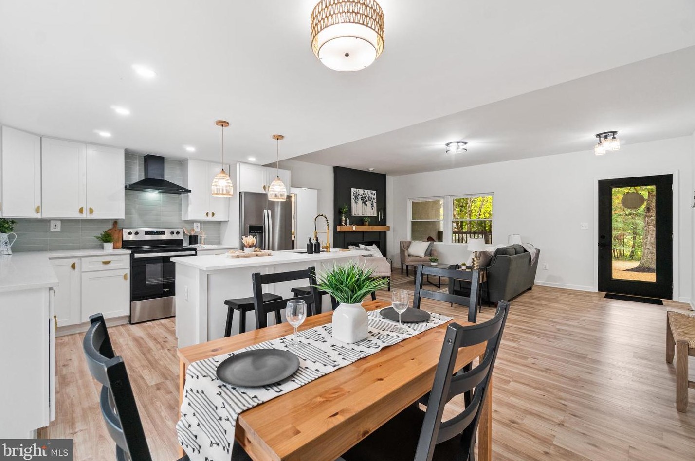 33 Gambrills Rd, Severn MD 21144-3507 exterior