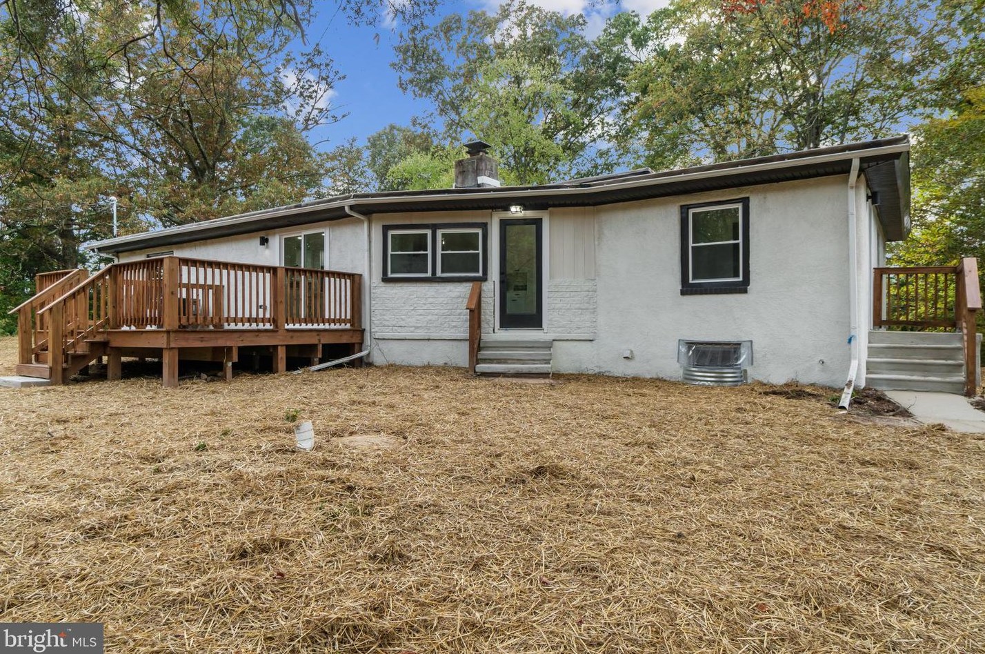 33 Gambrills Rd, Severn MD 21144-3507 exterior