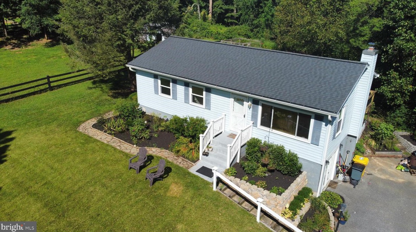 982 Shore Acres Rd, Arnold, MD 21012