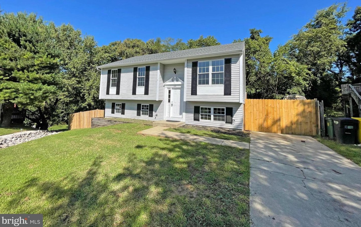 600 Hammonds Ct, Baltimore, MD 21225-3600