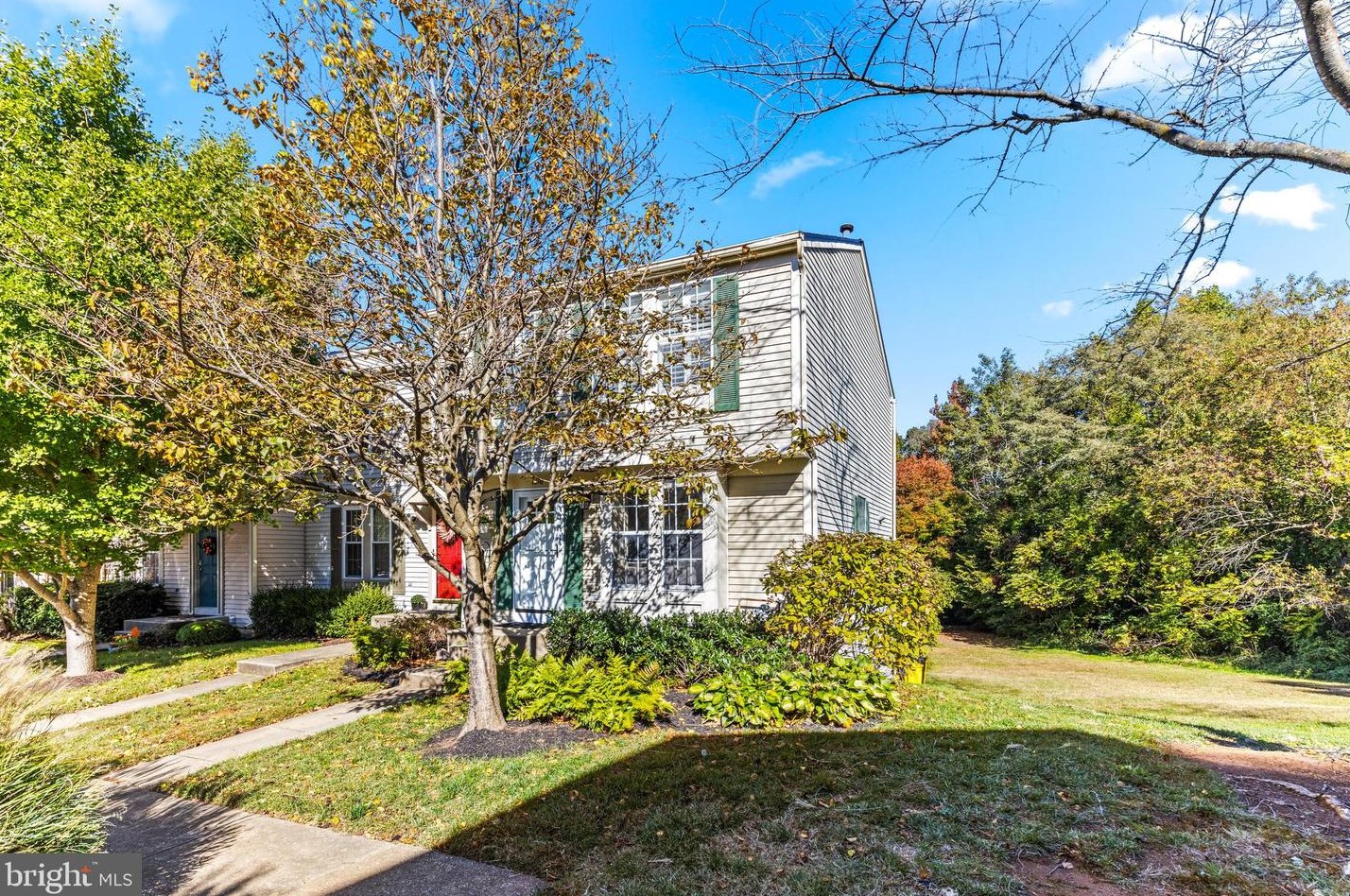 1216 Quaker Ridge Dr, Arnold, MD 21012