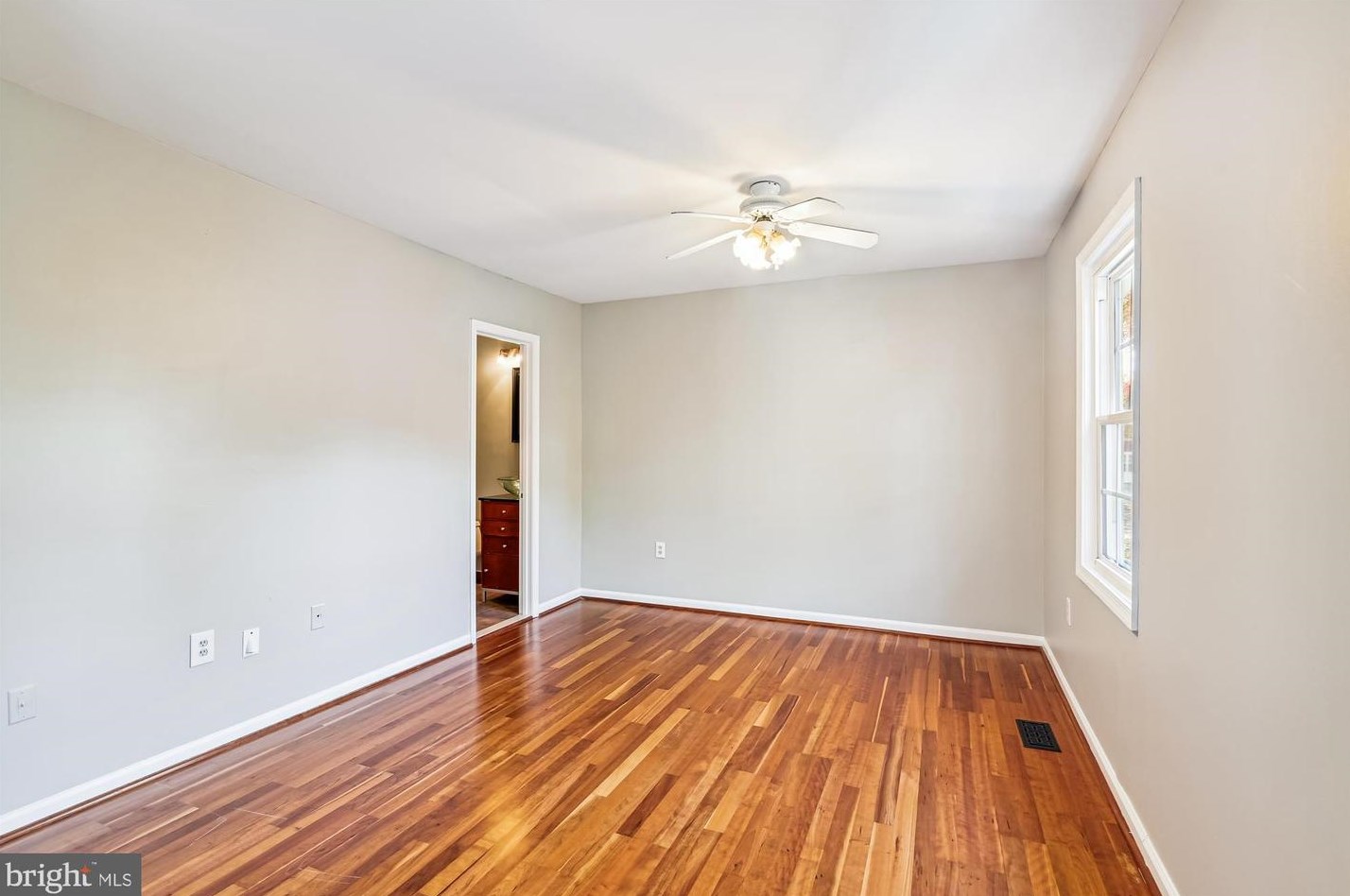 1516 Marlborough Ct, Crofton MD 21114-1123 exterior