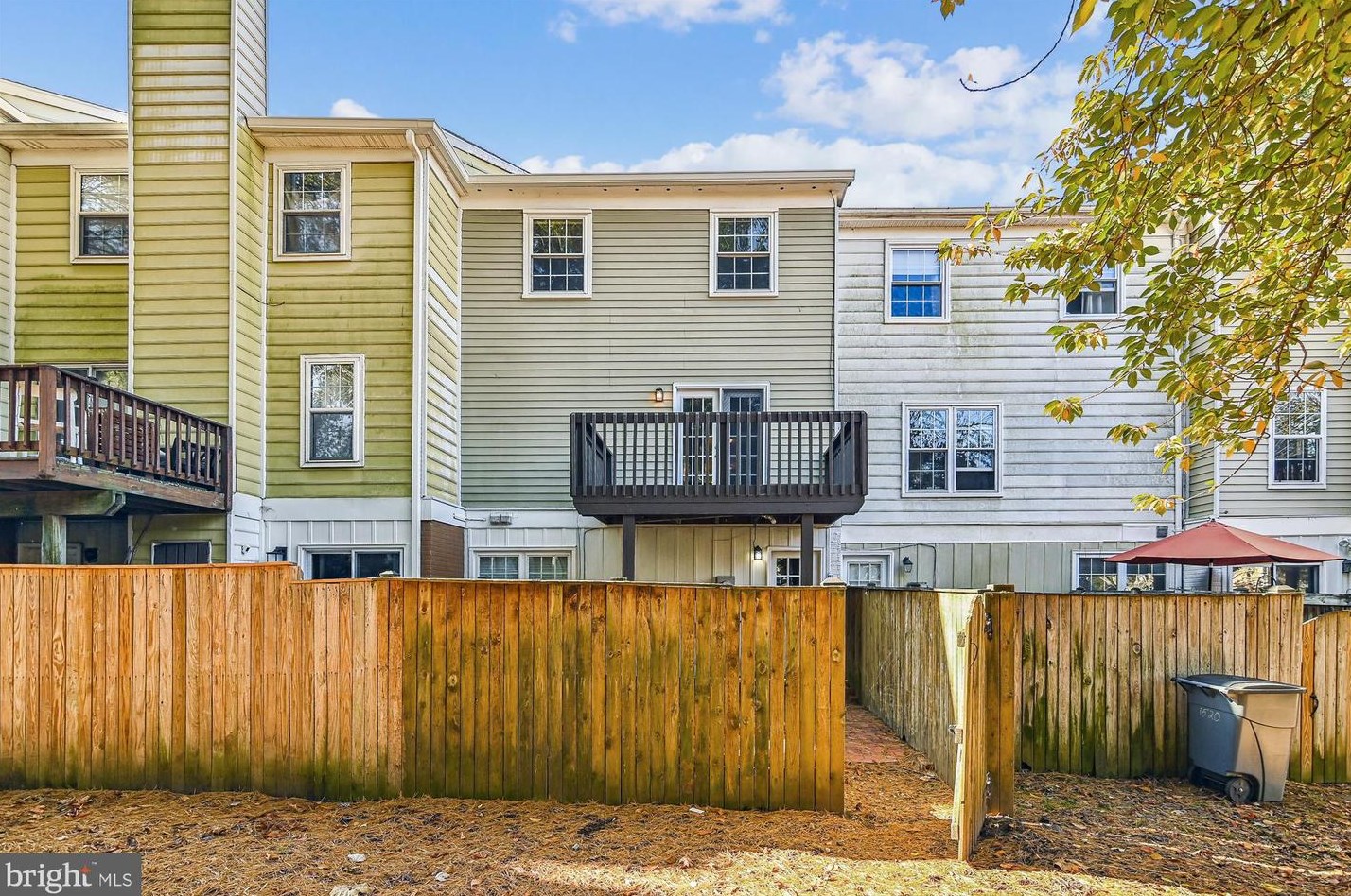 1516 Marlborough Ct, Crofton MD 21114-1123 exterior