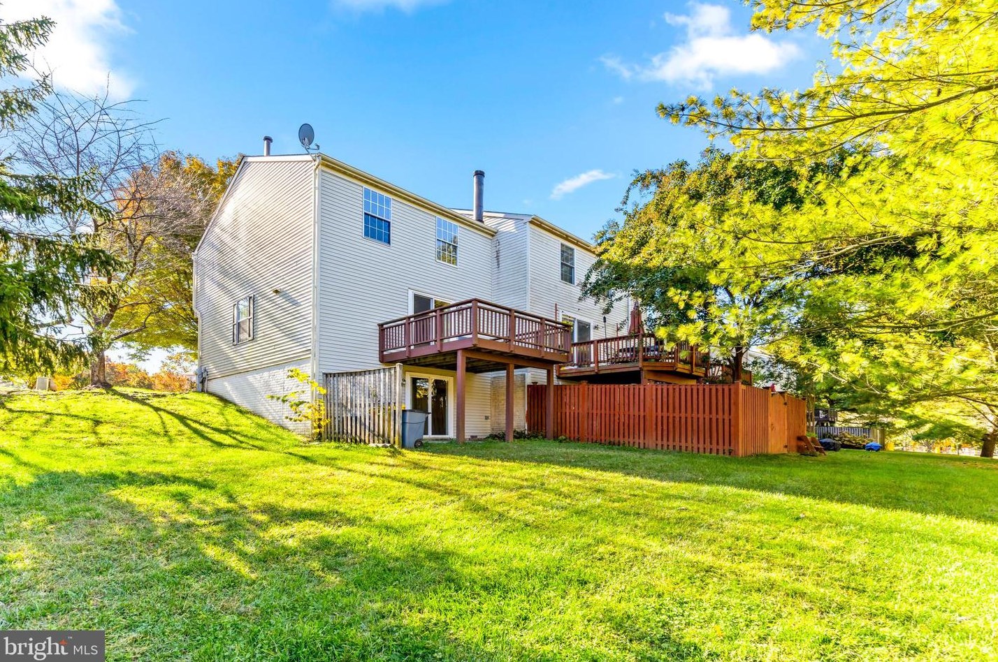 1232 Quaker Ridge Dr, Arnold, MD 21012