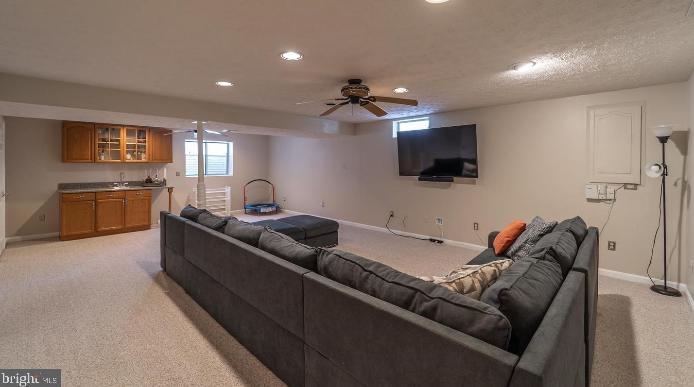 2087 Lower Ct, Crofton MD  21114-1634 exterior