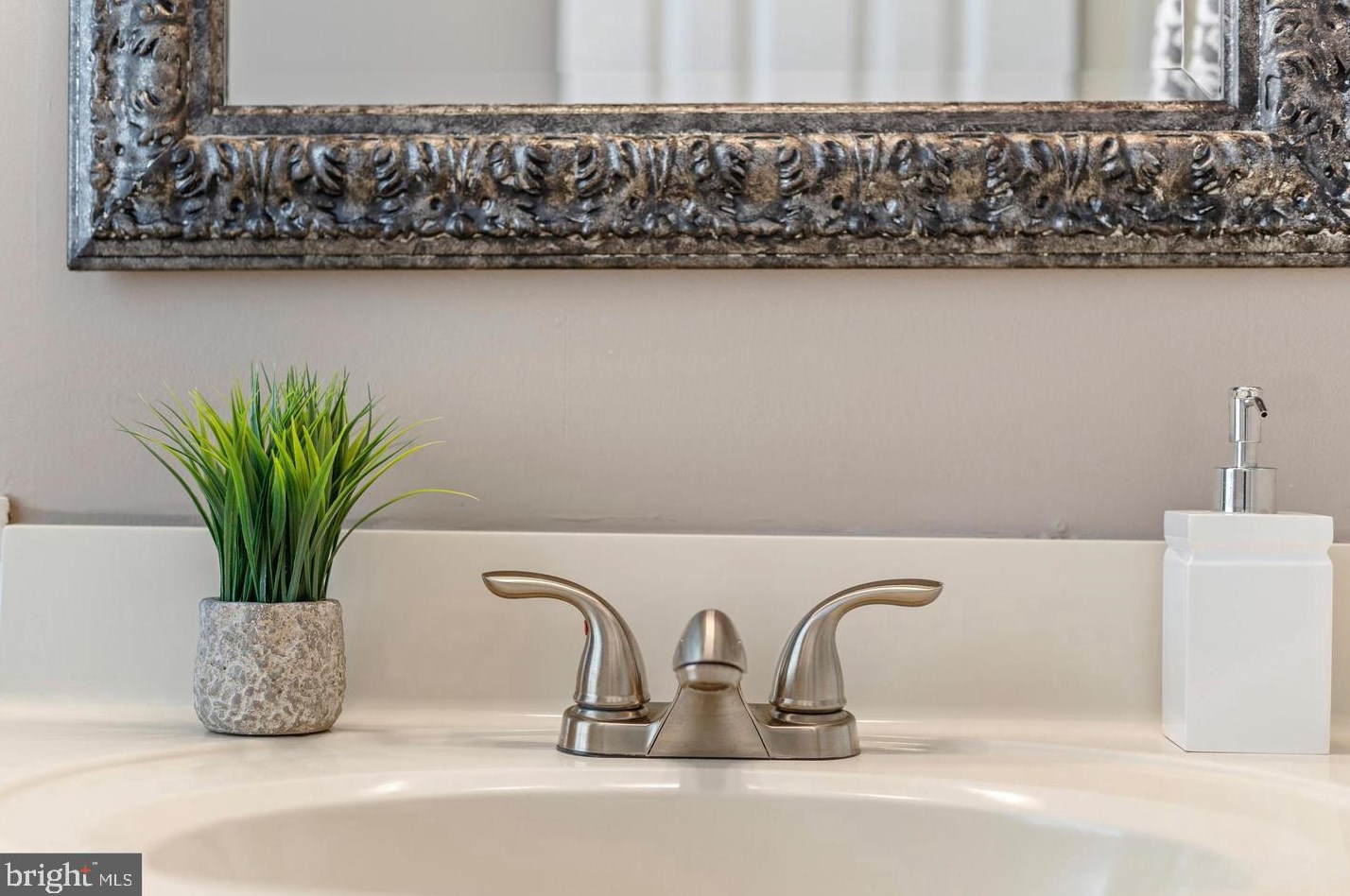 2087 Lower Ct, Crofton MD  21114-1634 exterior