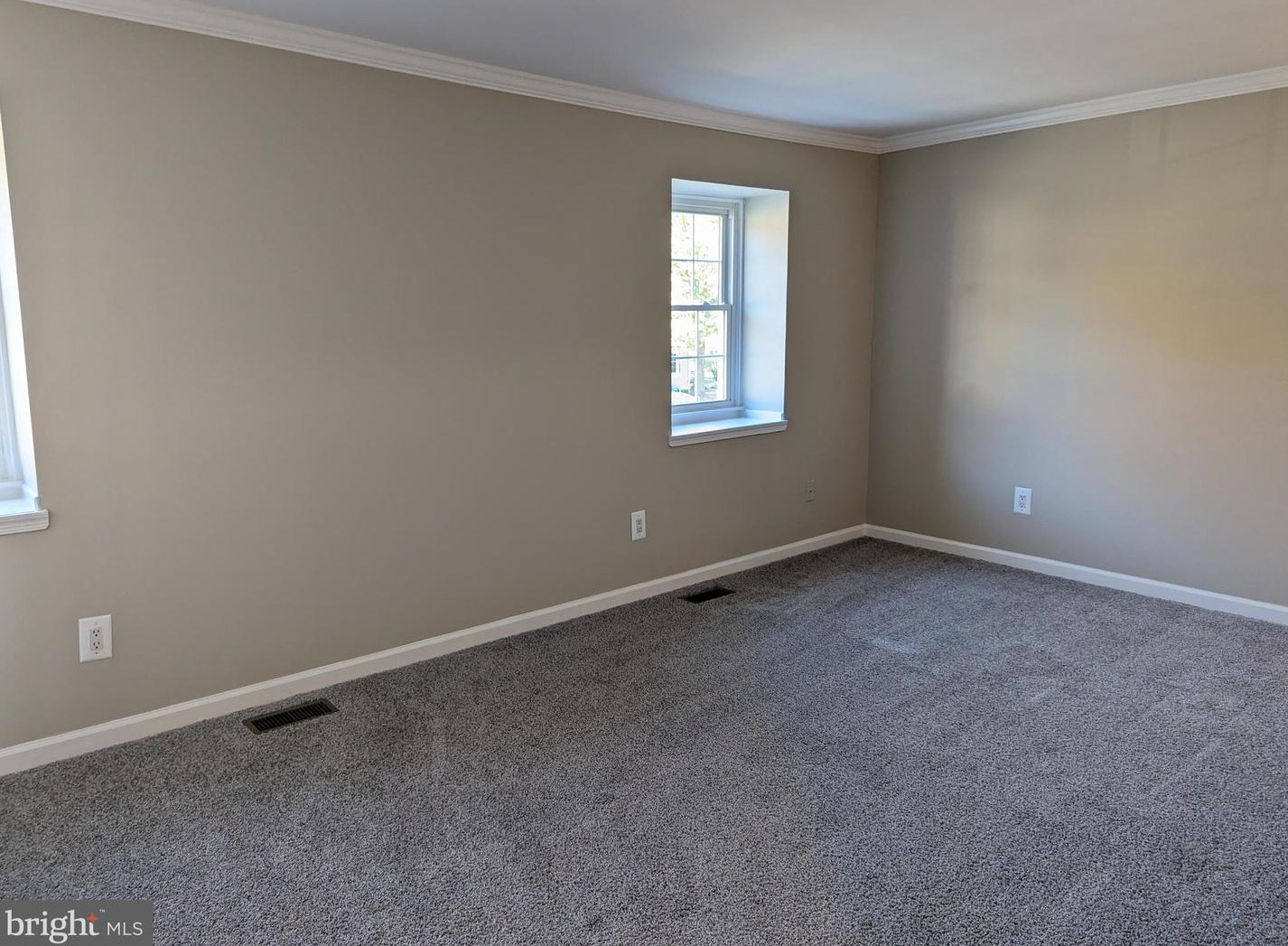 1738 Aberdeen Cir, Crofton MD 21114-1618 exterior