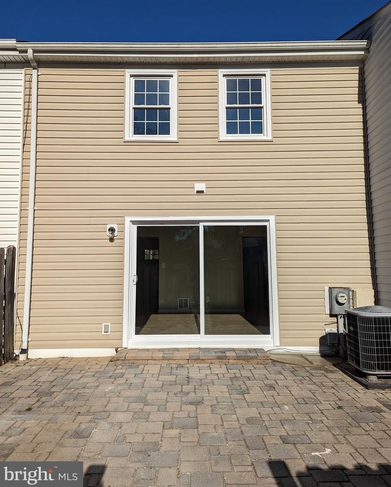 1738 Aberdeen Cir, Crofton MD 21114-1618 exterior