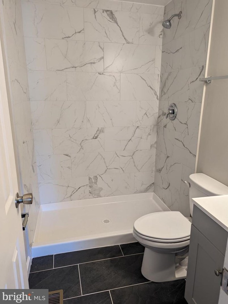 1738 Aberdeen Cir, Crofton MD 21114-1618 exterior