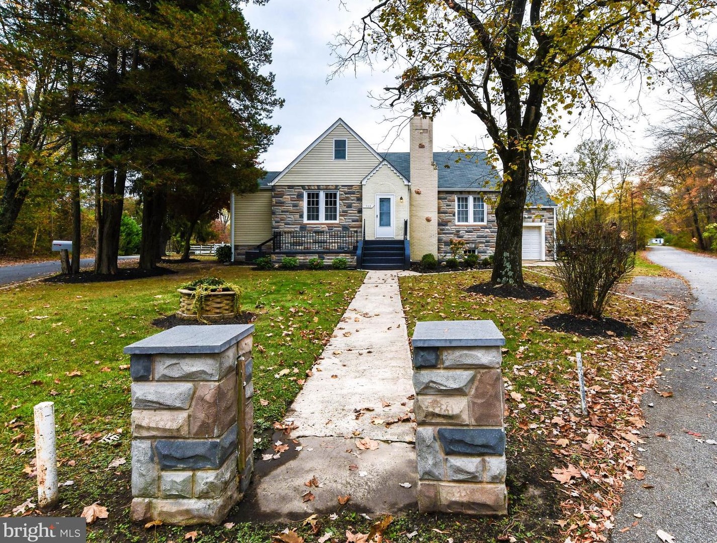 933 Wieker Rd, Severn, MD 21144-1225