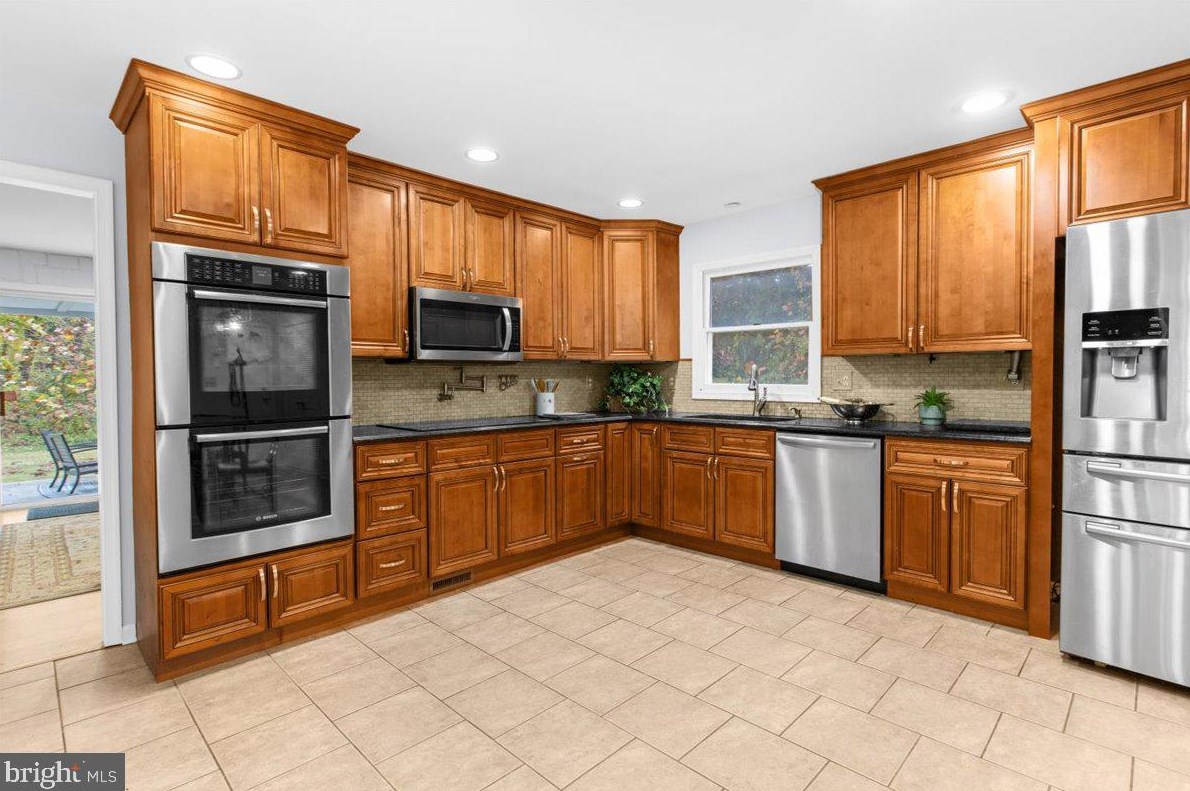 2552 Cheval Dr, Davidsonville, MD 21035